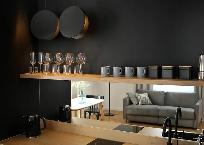 Wanderlust Apartment *