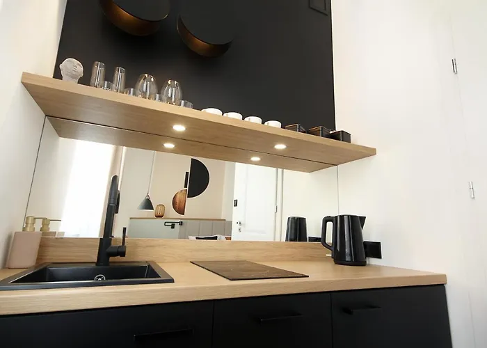 Wanderlust Apartment *