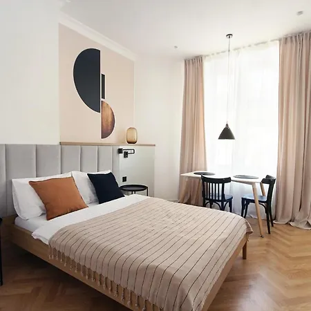 Wanderlust كراكوفيا